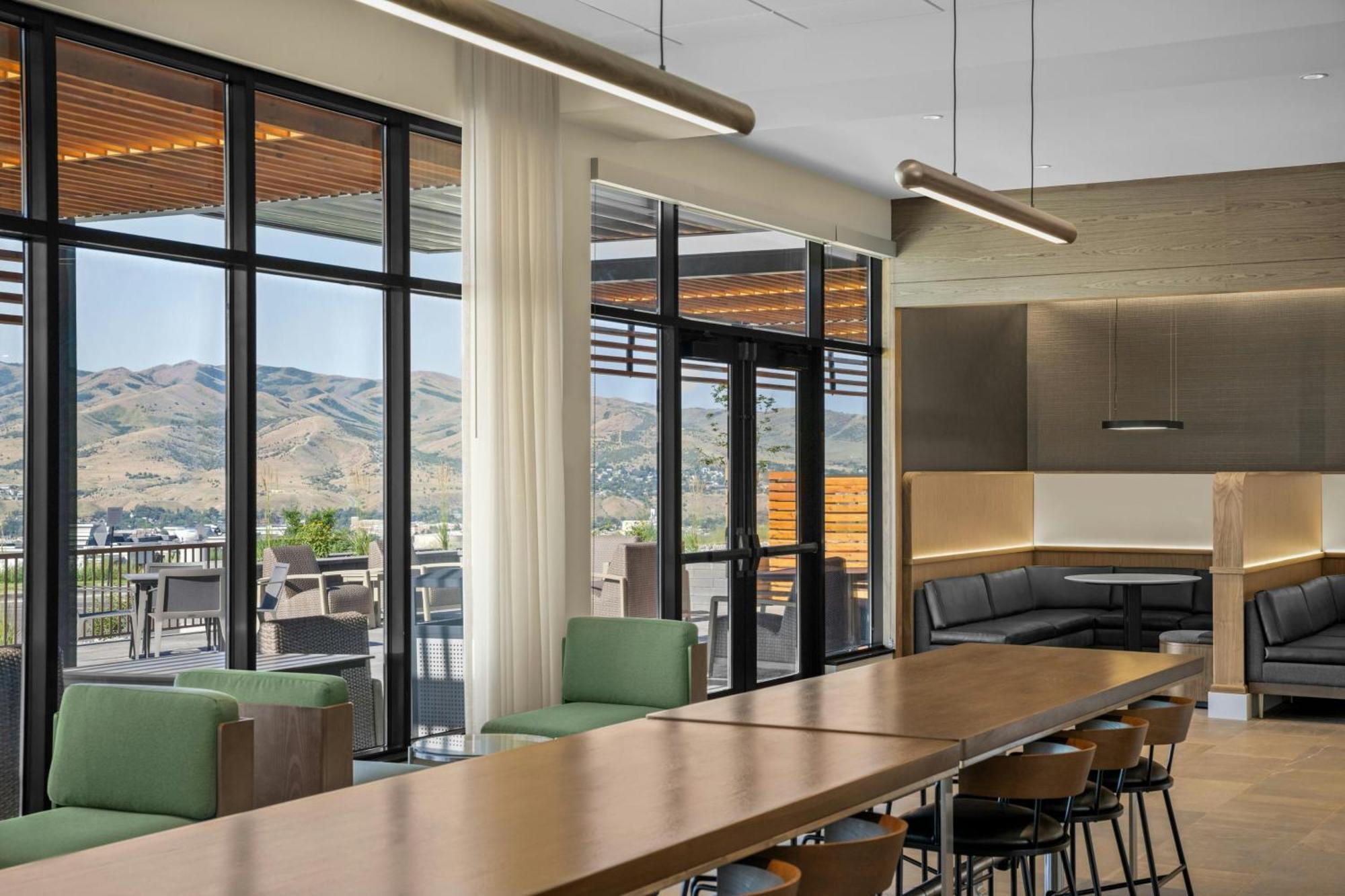 Courtyard By Marriott Pocatello 호텔 외부 사진